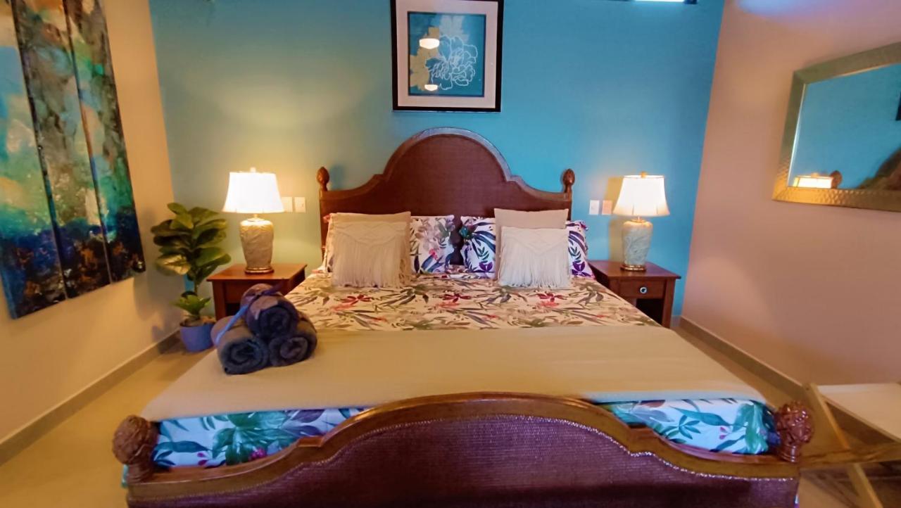 Suite Dream Blue Tamarindo Exterior photo